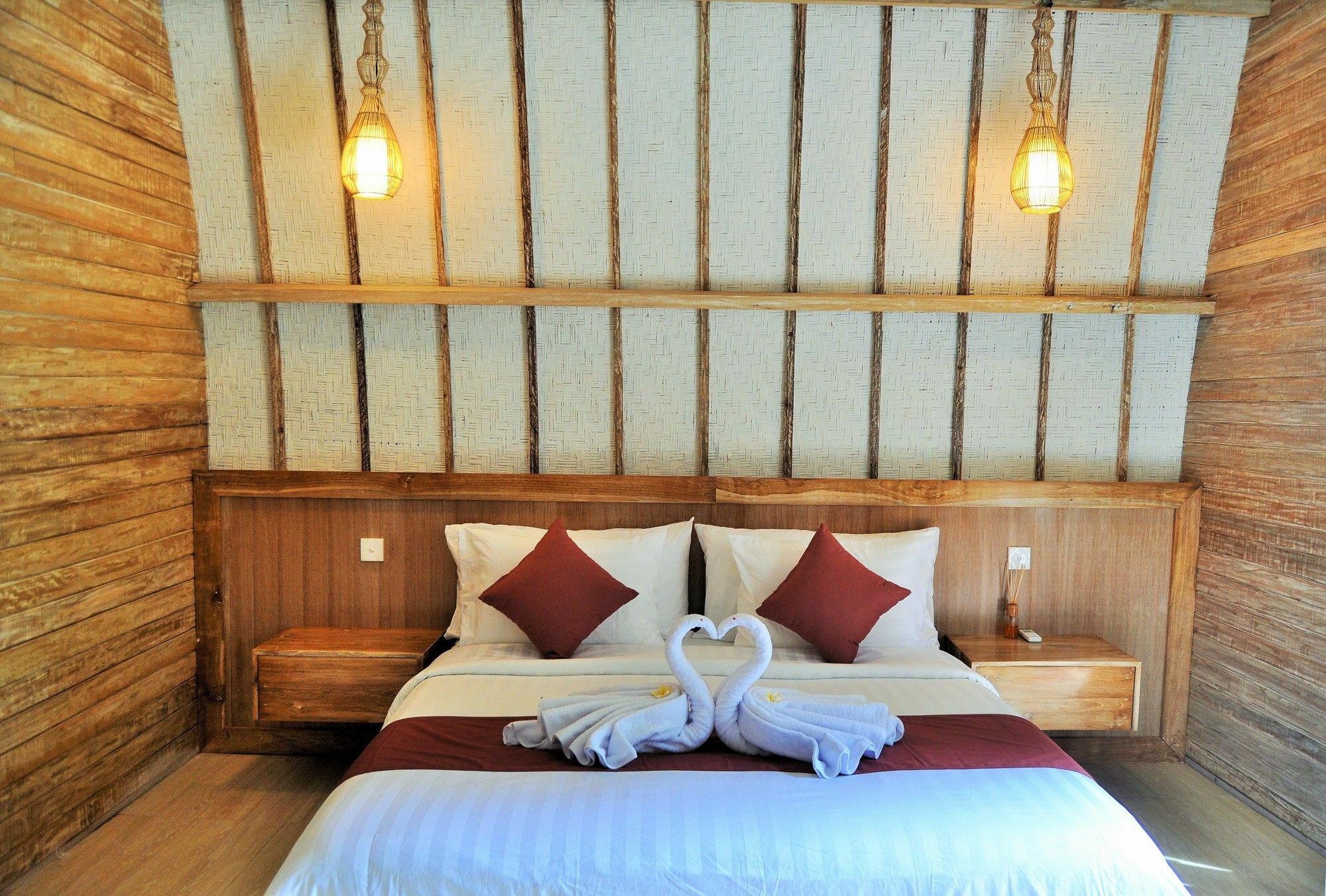 La Roja Bungalows Batununggul 外观 照片